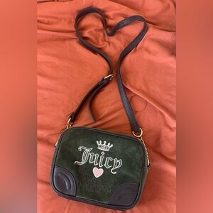 Juicy Couture velvet green crossbody bag !!! 💚💚